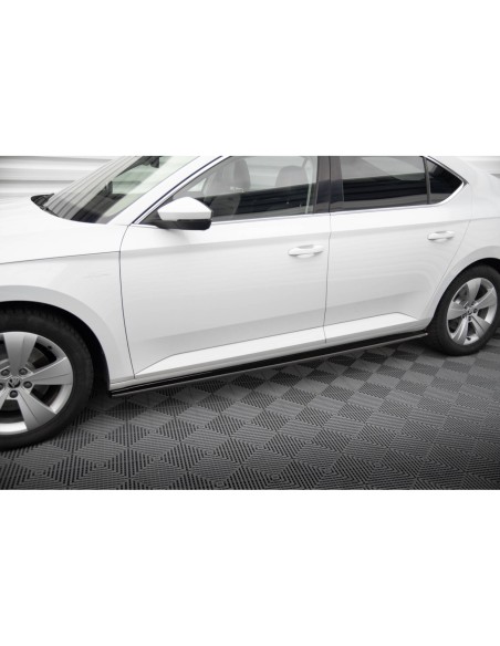 MAXTON España Side Skirts Diffusers Skoda Superb Mk3