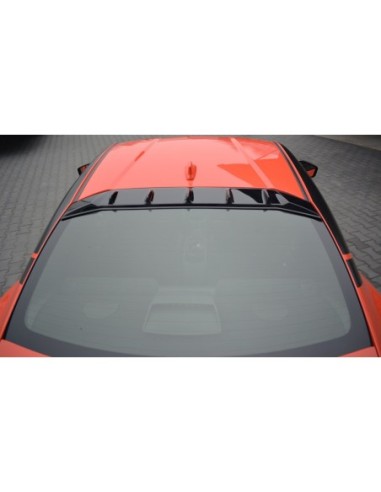 MAXTON España THE EXTENSION OF THE REAR WINDOW...