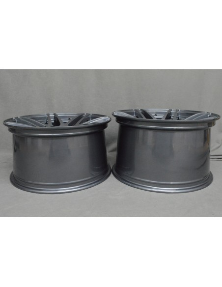 Pack STROM Wheels STR3 5x120 19x9 ET31 y 19x10 et42