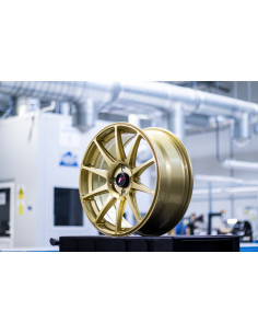 Japan Racing Modelo JR11 Dorada 2